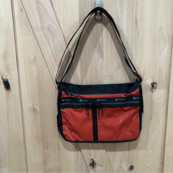 Lesportsac Deluxe Everyday Bag Messenger Bag Aztec Burnt Orange - Picture 11 of 16